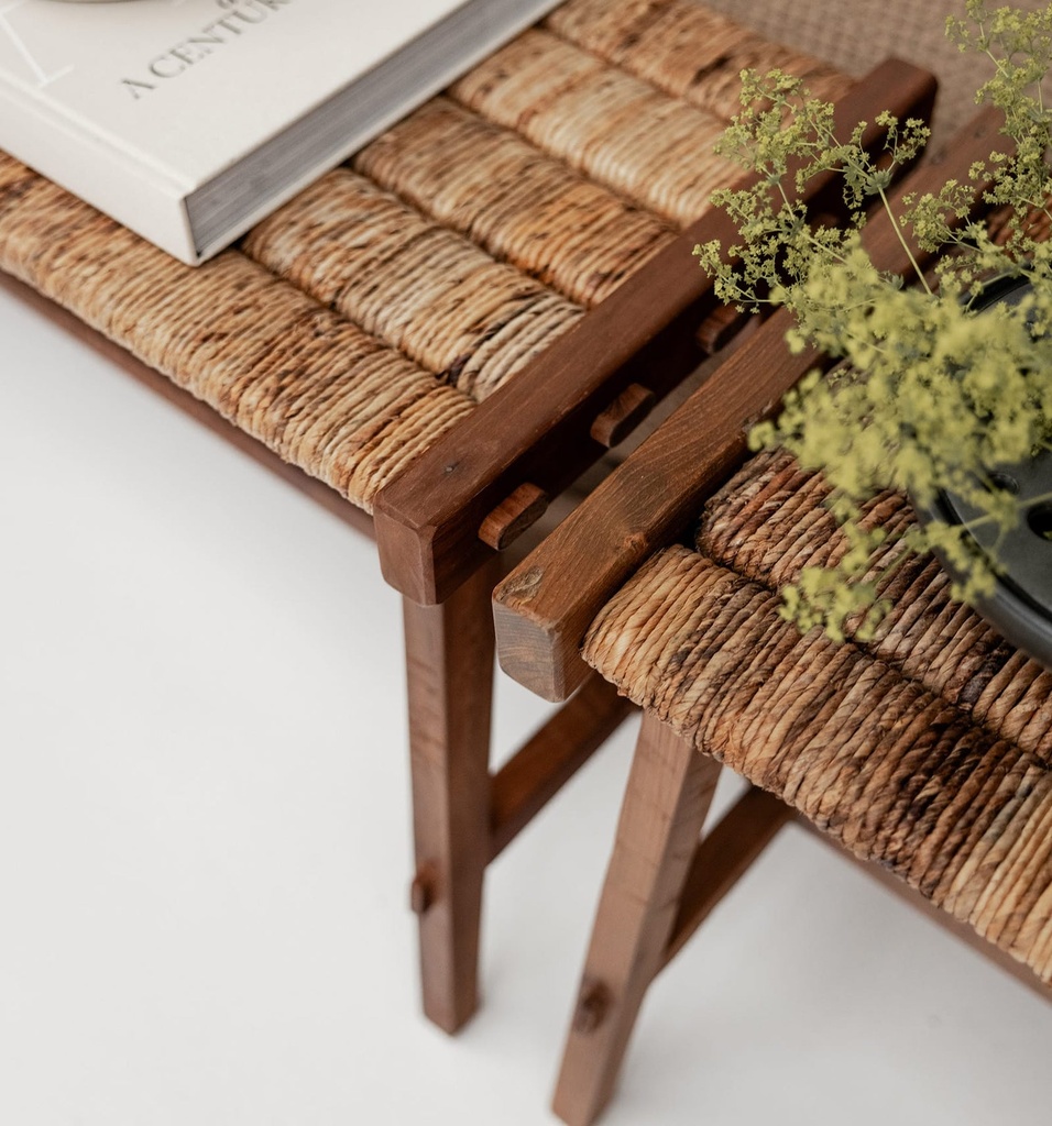 Caterpillar Flores Bench