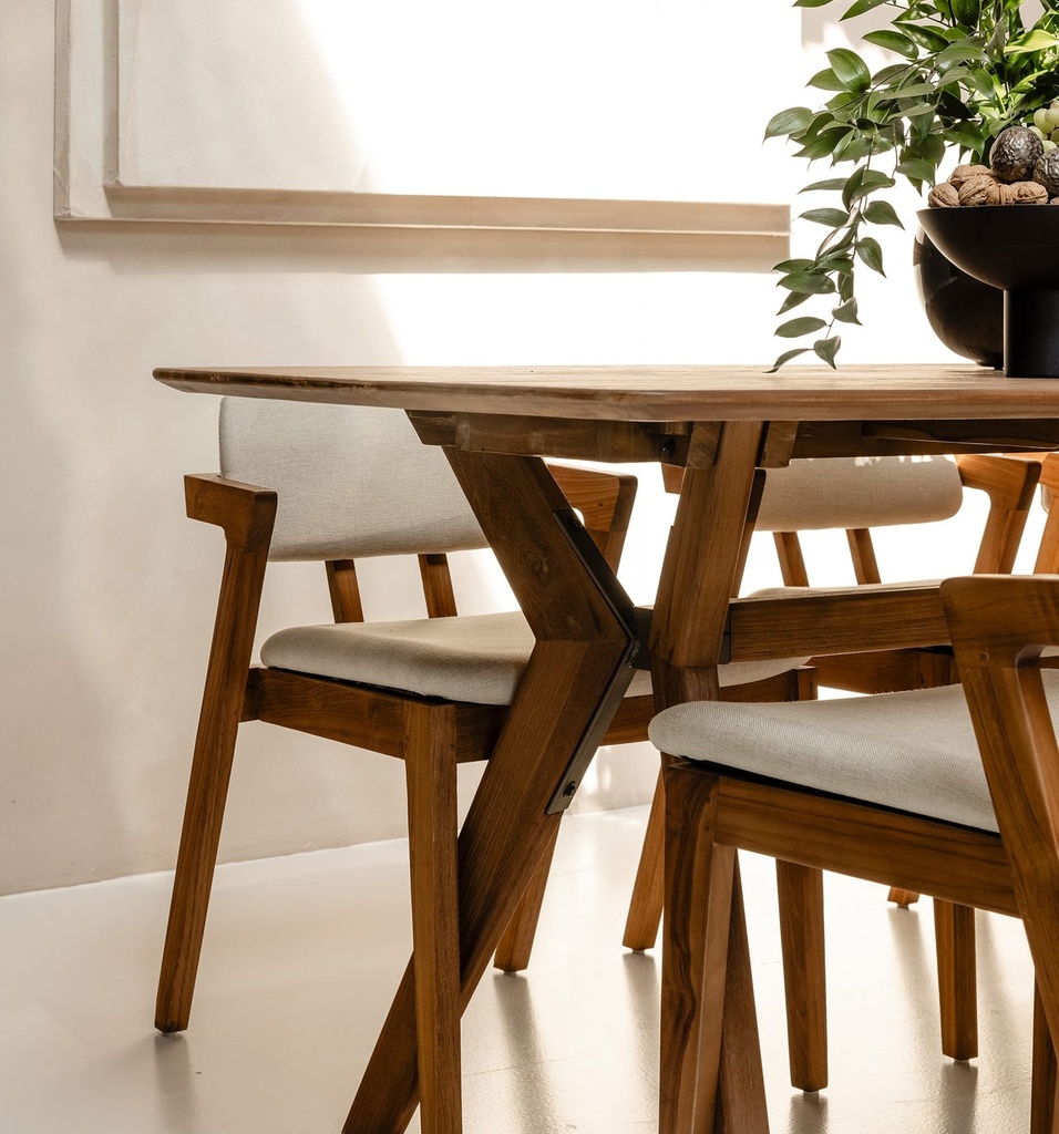 Noa Chair with Cushion Custard