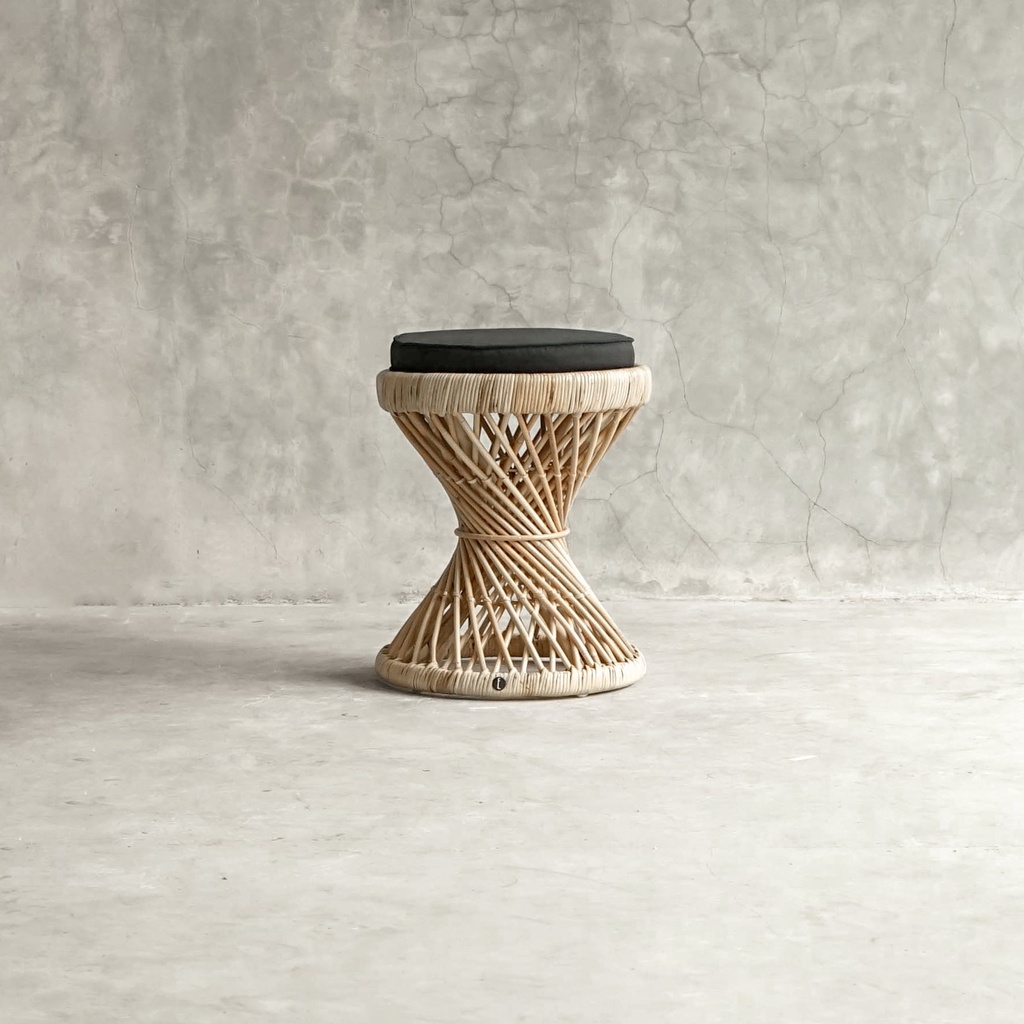 Whirl Stool - Air - House Of Thallo
