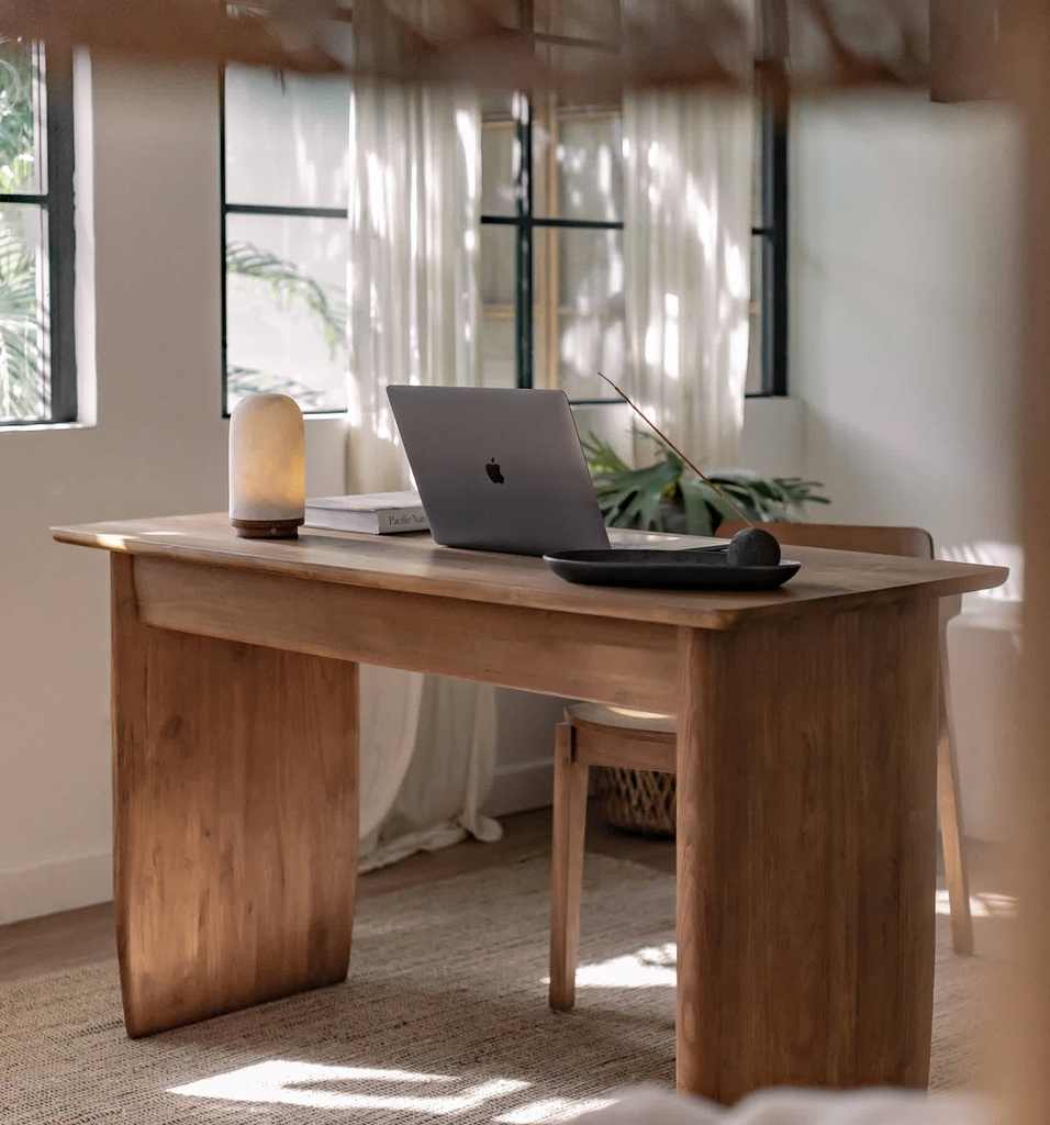 Nova Writing Desk